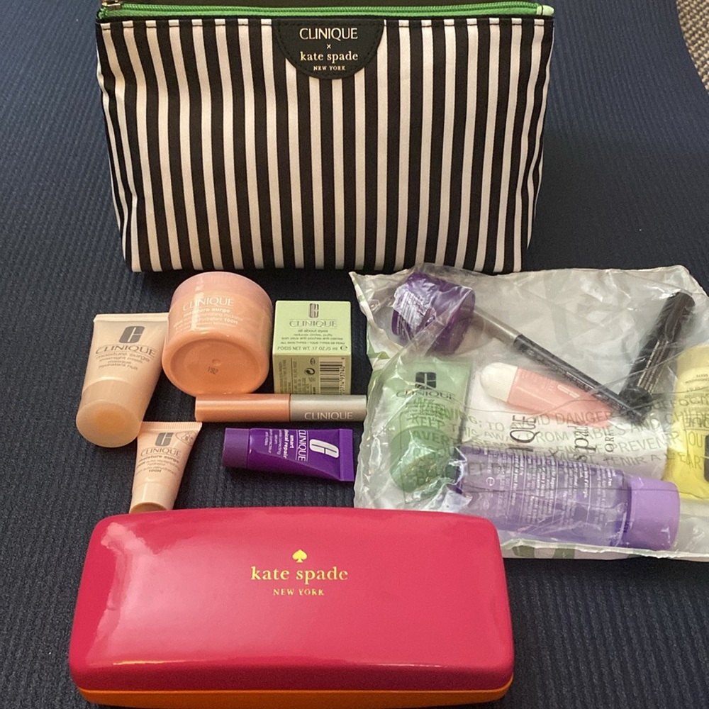 Kate spade x Clinique + sunglass case  + 12 products +1 oz 30 ml moistur surge